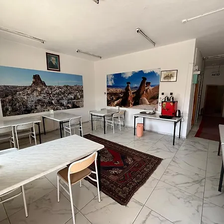 Bed and Breakfast Kapadokya Rezidans Two
